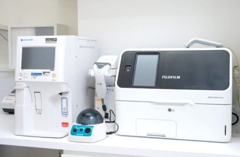 小林メディカルクリニック 臨床化学分析装置